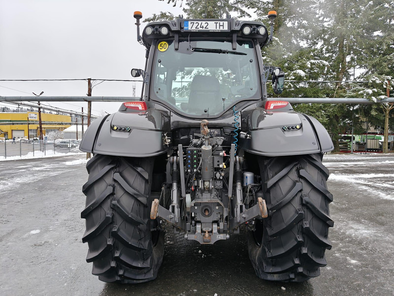 Valtra T255 Versu RTK - Traktors: foto 4 Valtra T255 Versu RTK - Traktors: foto 4