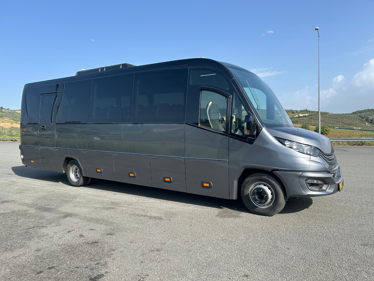 IVECO DAILY - RIGHT HAND DRIVE TOURISTIC VEHICLE - Starppilsētu autobuss: foto 3 IVECO DAILY - RIGHT HAND DRIVE TOURISTIC VEHICLE - Starppilsētu autobuss: foto 3