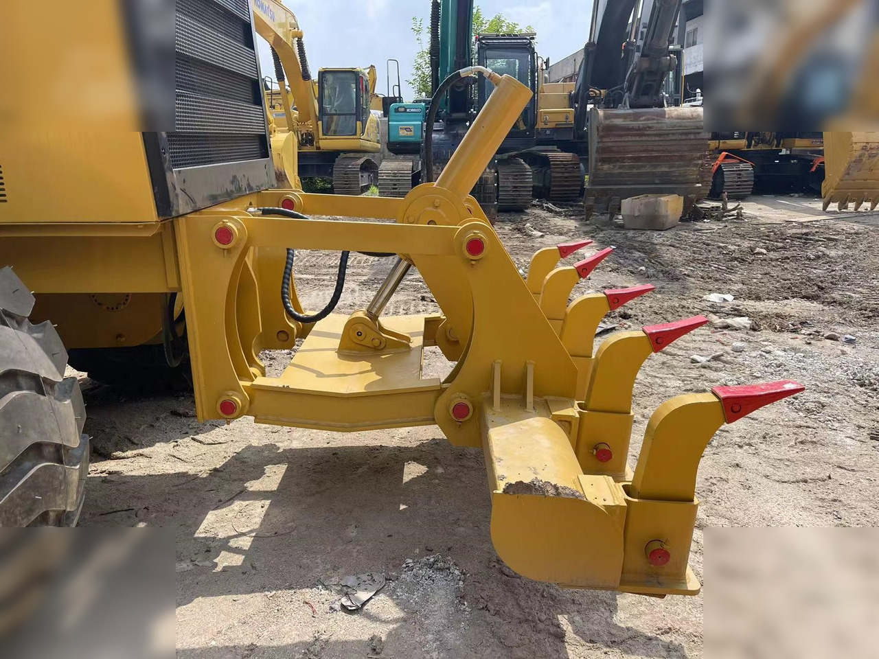 Greiders CATERPILLAR 120H: foto 10 Greiders CATERPILLAR 120H: foto 10