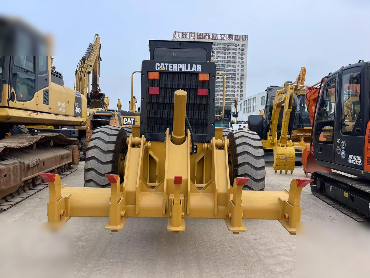 CATERPILLAR 140H - Greiders: foto 4 CATERPILLAR 140H - Greiders: foto 4