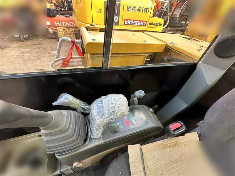 CATERPILLAR 305.5E - Mini-ekskavators: foto 5 CATERPILLAR 305.5E - Mini-ekskavators: foto 5