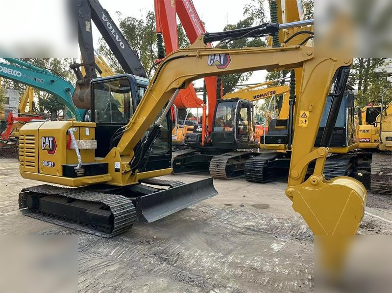 CATERPILLAR 305.5E - Mini-ekskavators: foto 2 CATERPILLAR 305.5E - Mini-ekskavators: foto 2