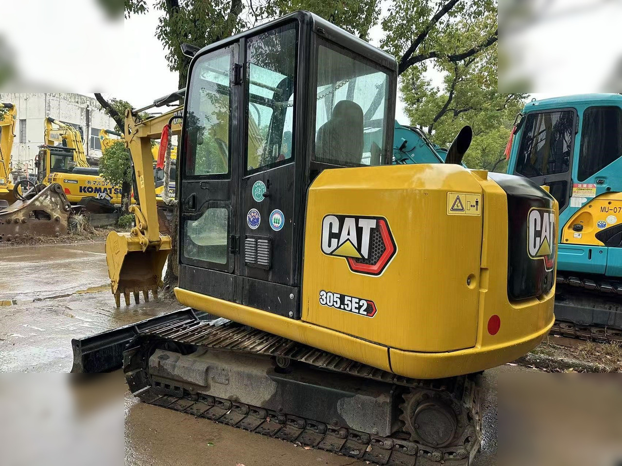 CATERPILLAR 305.5E2 - Mini-ekskavators: foto 3 CATERPILLAR 305.5E2 - Mini-ekskavators: foto 3