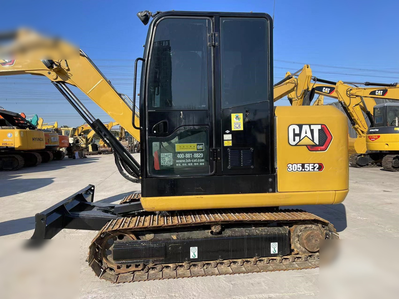 CATERPILLAR 305.5E2 - Mini-ekskavators: foto 1 CATERPILLAR 305.5E2 - Mini-ekskavators: foto 1