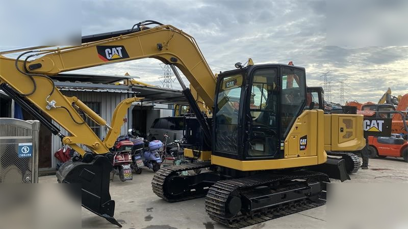 CATERPILLAR 307.5 - Kāpurķēžu ekskavators: foto 1 CATERPILLAR 307.5 - Kāpurķēžu ekskavators: foto 1