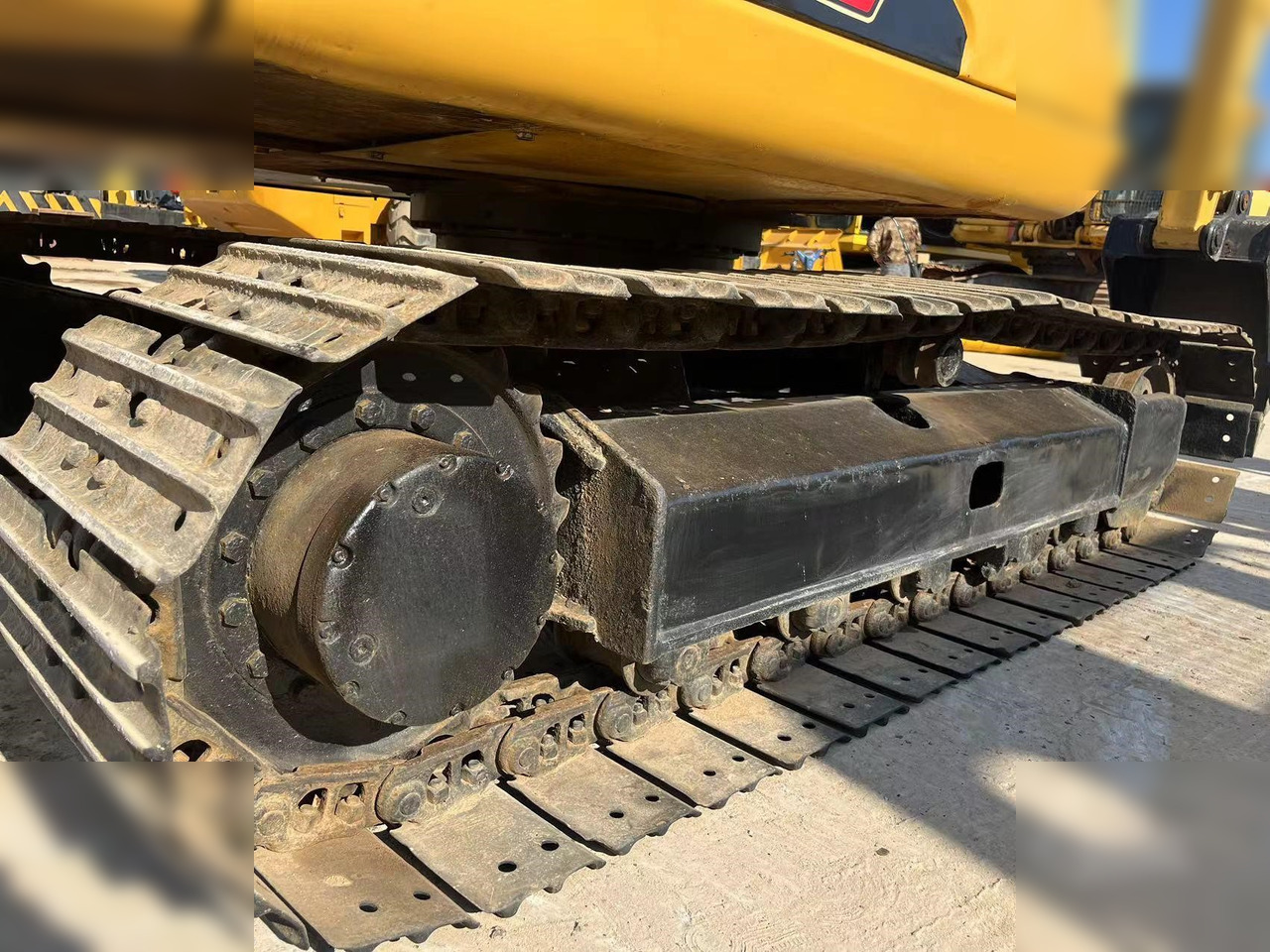 CATERPILLAR 307D - Kāpurķēžu ekskavators: foto 5 CATERPILLAR 307D - Kāpurķēžu ekskavators: foto 5