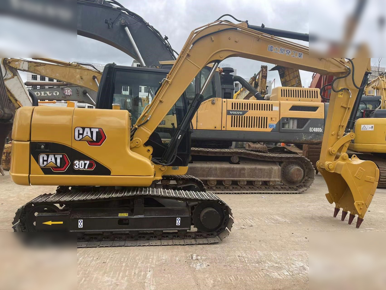 CATERPILLAR 307D - Kāpurķēžu ekskavators: foto 1 CATERPILLAR 307D - Kāpurķēžu ekskavators: foto 1