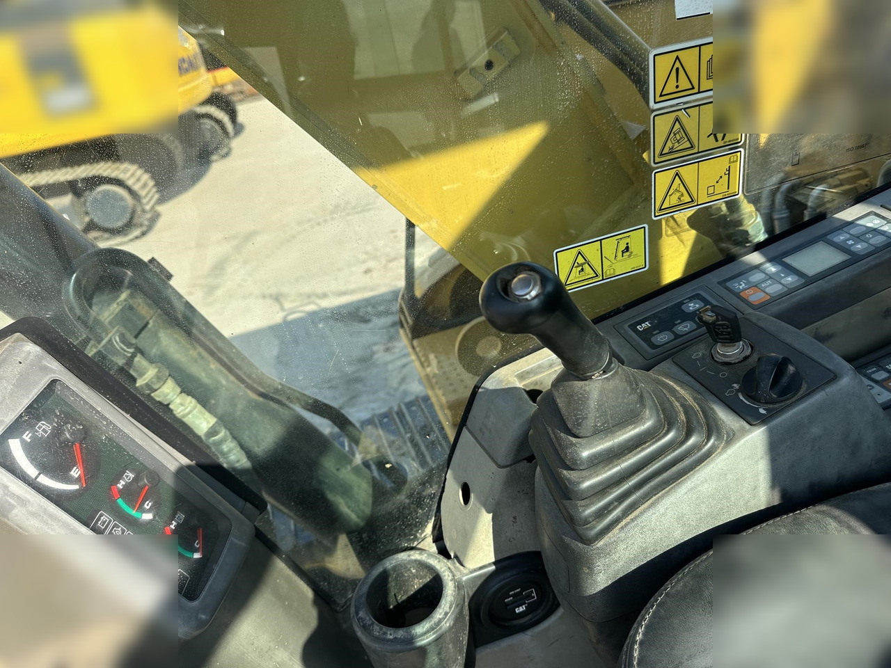 Kāpurķēžu ekskavators CATERPILLAR 307D: foto 7 Kāpurķēžu ekskavators CATERPILLAR 307D: foto 7