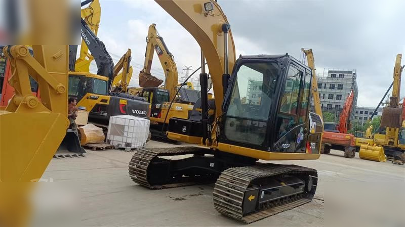 CATERPILLAR 312D - Kāpurķēžu ekskavators: foto 1 CATERPILLAR 312D - Kāpurķēžu ekskavators: foto 1