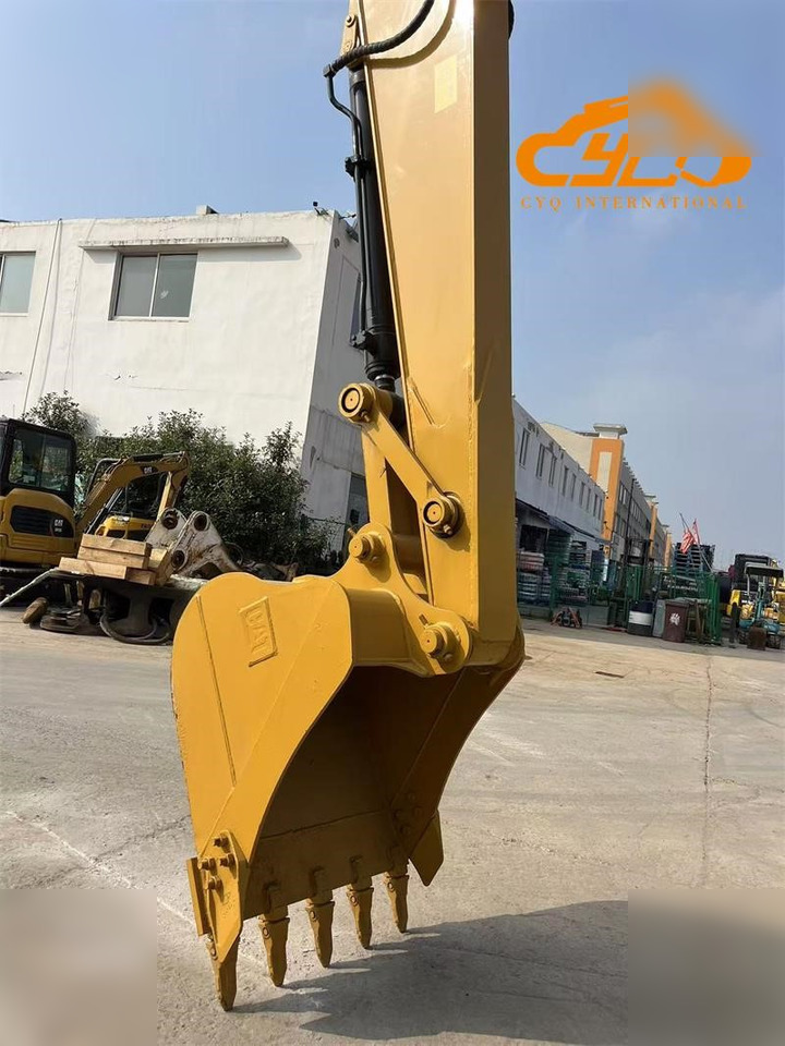 Kāpurķēžu ekskavators CATERPILLAR 312D2 GC: foto 9