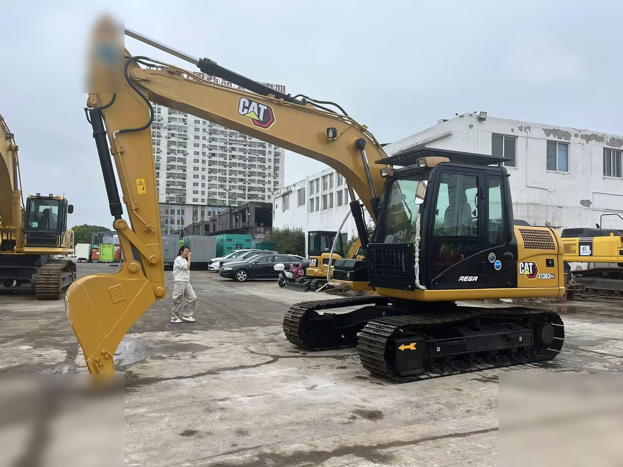 CATERPILLAR 313D2 GC - Kāpurķēžu ekskavators: foto 2 CATERPILLAR 313D2 GC - Kāpurķēžu ekskavators: foto 2