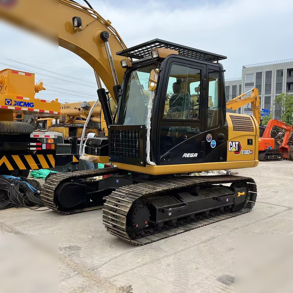CATERPILLAR 313D2 GC - Kāpurķēžu ekskavators: foto 5 CATERPILLAR 313D2 GC - Kāpurķēžu ekskavators: foto 5