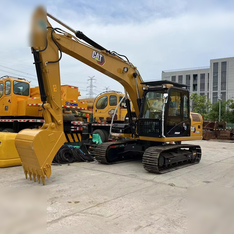 CATERPILLAR 313D2 GC - Kāpurķēžu ekskavators: foto 1 CATERPILLAR 313D2 GC - Kāpurķēžu ekskavators: foto 1