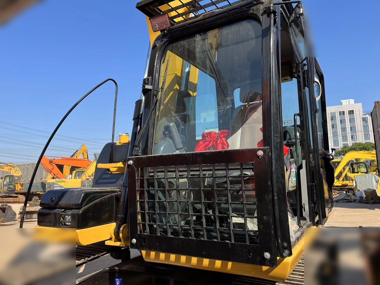 CATERPILLAR 313D2 GC - Kāpurķēžu ekskavators: foto 3 CATERPILLAR 313D2 GC - Kāpurķēžu ekskavators: foto 3