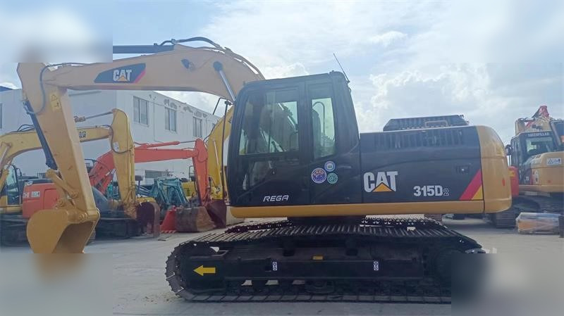 CATERPILLAR 315D - Kāpurķēžu ekskavators: foto 2 CATERPILLAR 315D - Kāpurķēžu ekskavators: foto 2