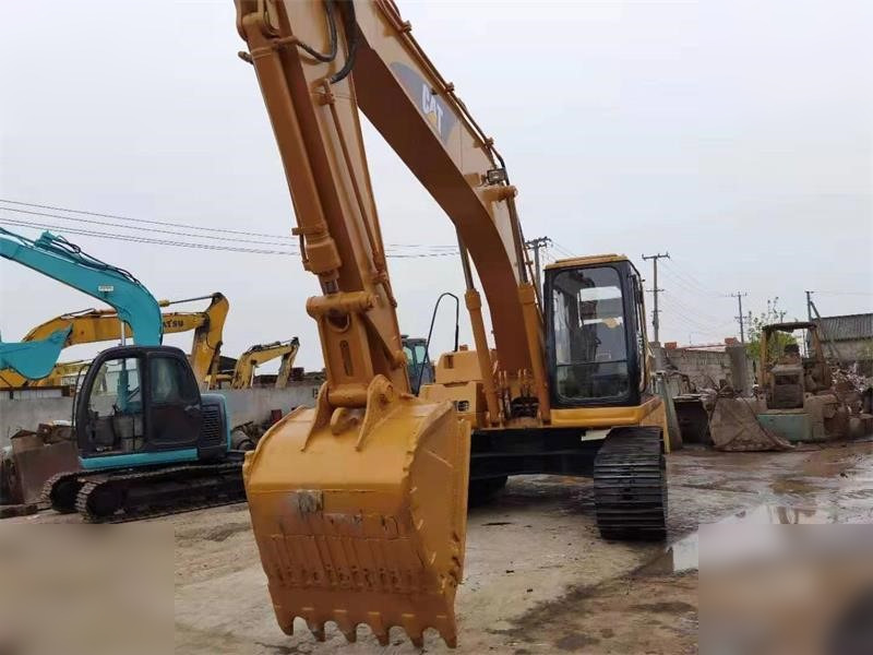 CATERPILLAR 320BL - Kāpurķēžu ekskavators: foto 3 CATERPILLAR 320BL - Kāpurķēžu ekskavators: foto 3