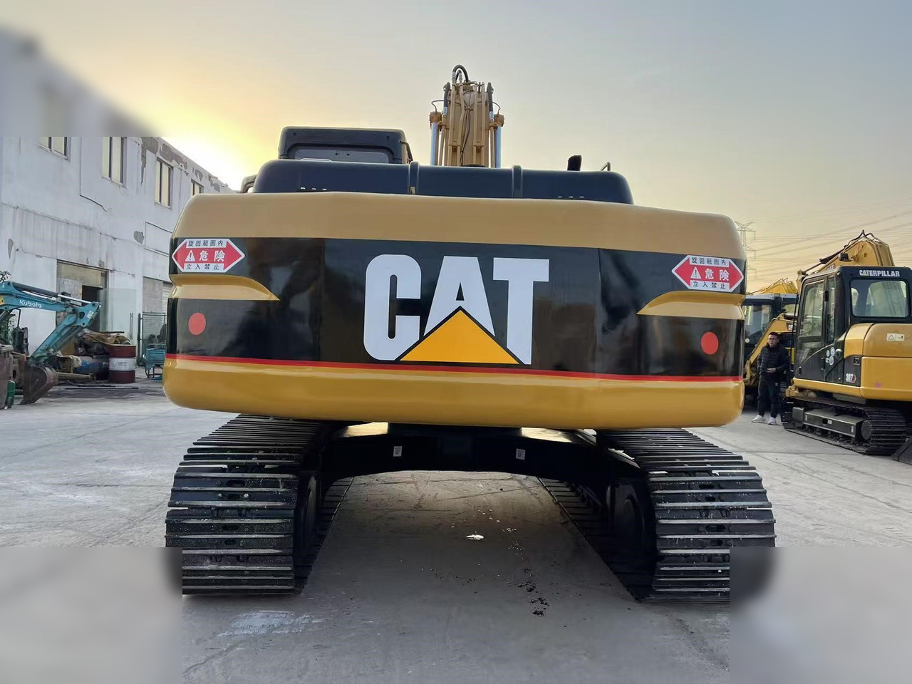 CATERPILLAR 320BL - Kāpurķēžu ekskavators: foto 4 CATERPILLAR 320BL - Kāpurķēžu ekskavators: foto 4