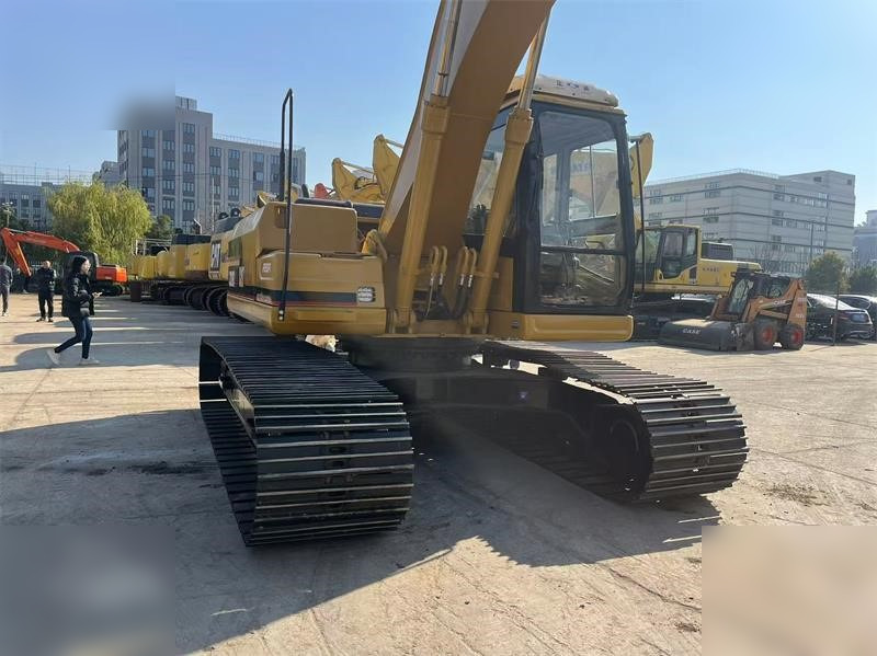 CATERPILLAR 320BL - Kāpurķēžu ekskavators: foto 3 CATERPILLAR 320BL - Kāpurķēžu ekskavators: foto 3