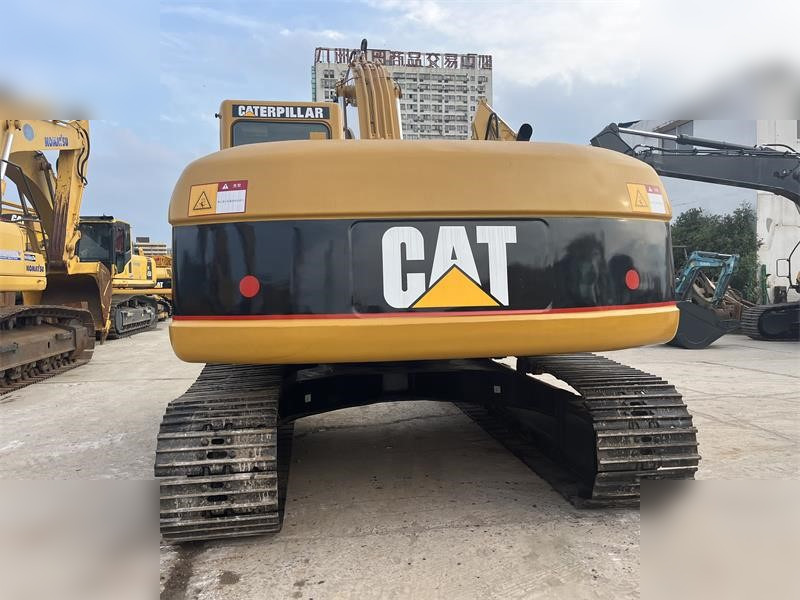 CATERPILLAR 320CL - Kāpurķēžu ekskavators: foto 4 CATERPILLAR 320CL - Kāpurķēžu ekskavators: foto 4