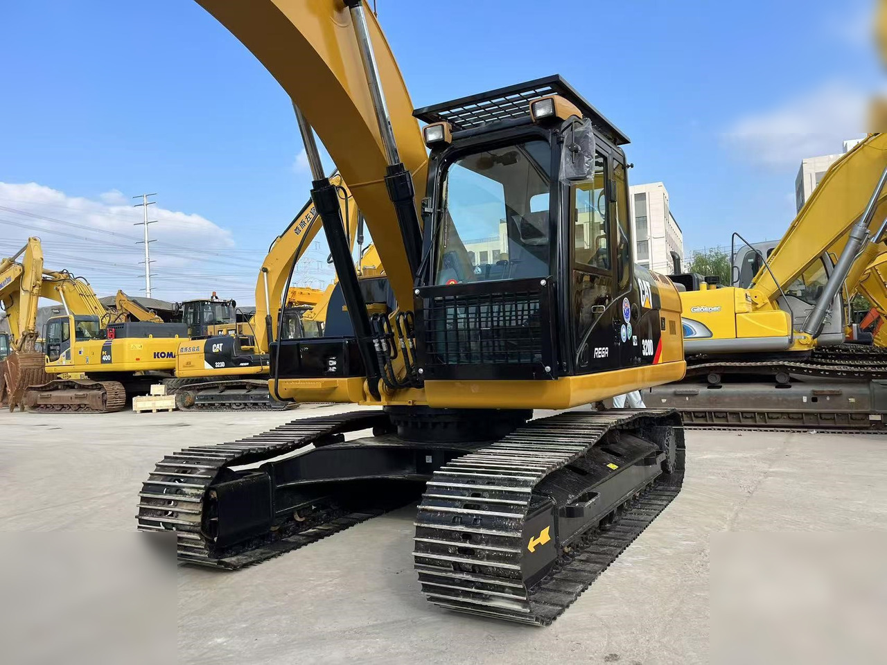 CATERPILLAR 320D - Kāpurķēžu ekskavators: foto 5 CATERPILLAR 320D - Kāpurķēžu ekskavators: foto 5