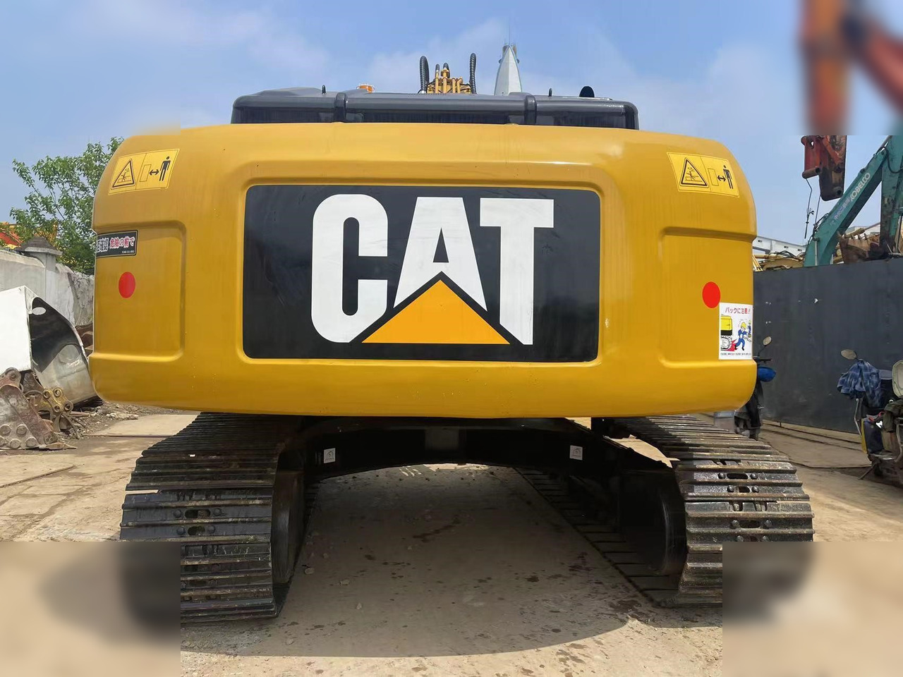 CATERPILLAR 320DL - Kāpurķēžu ekskavators: foto 5 CATERPILLAR 320DL - Kāpurķēžu ekskavators: foto 5