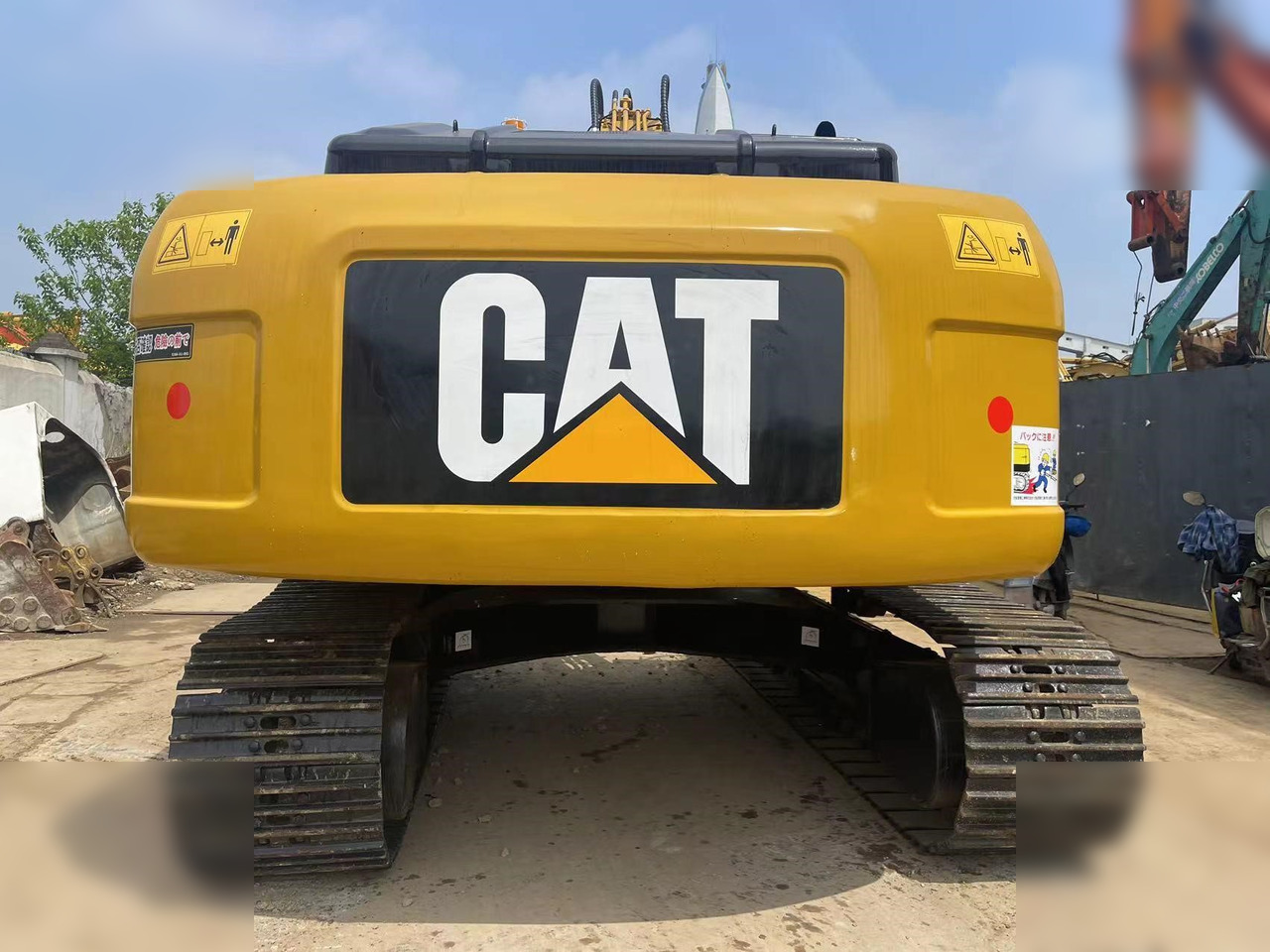 CATERPILLAR 320DL - Kāpurķēžu ekskavators: foto 5 CATERPILLAR 320DL - Kāpurķēžu ekskavators: foto 5