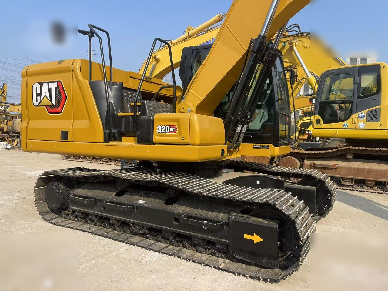 CATERPILLAR 320GC - Kāpurķēžu ekskavators: foto 4 CATERPILLAR 320GC - Kāpurķēžu ekskavators: foto 4