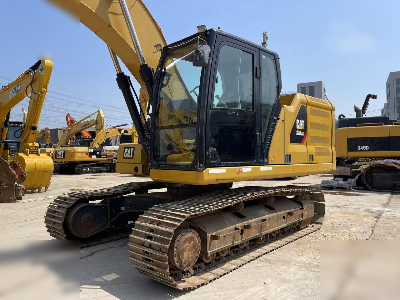 CATERPILLAR 320GC - Kāpurķēžu ekskavators: foto 4 CATERPILLAR 320GC - Kāpurķēžu ekskavators: foto 4