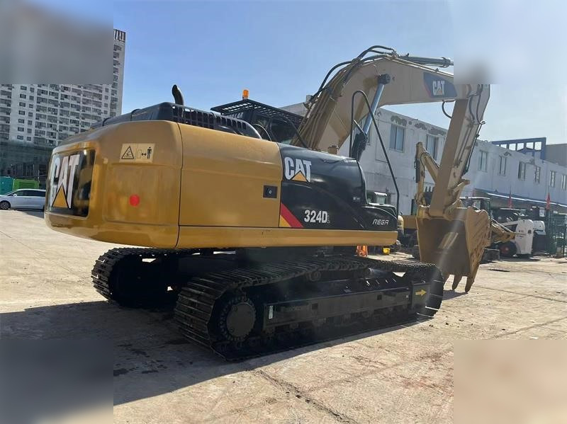 CATERPILLAR 324DL - Kāpurķēžu ekskavators: foto 3 CATERPILLAR 324DL - Kāpurķēžu ekskavators: foto 3