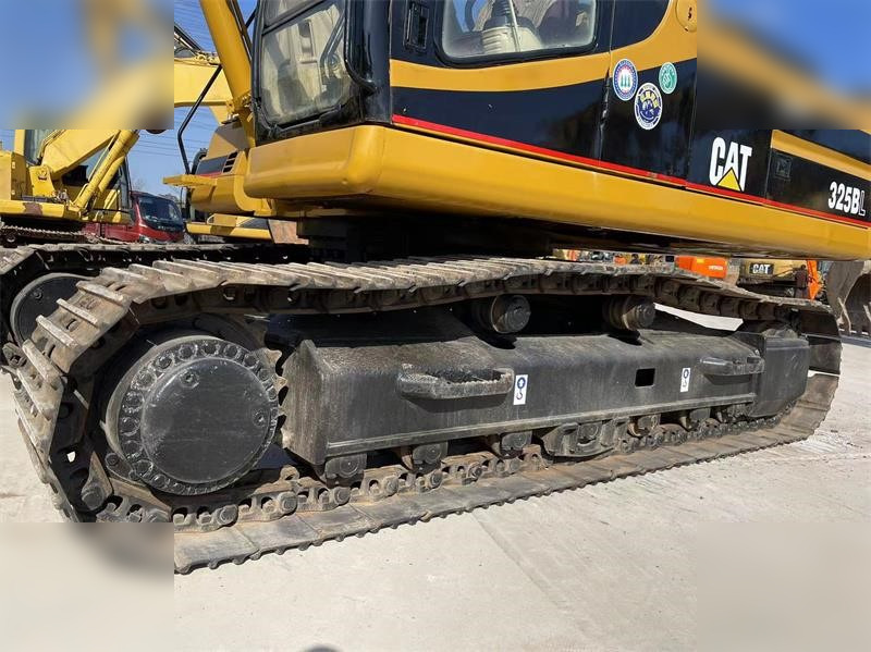 CATERPILLAR 325BL - Kāpurķēžu ekskavators: foto 3 CATERPILLAR 325BL - Kāpurķēžu ekskavators: foto 3