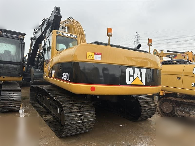 CATERPILLAR 325CL - Kāpurķēžu ekskavators: foto 3 CATERPILLAR 325CL - Kāpurķēžu ekskavators: foto 3