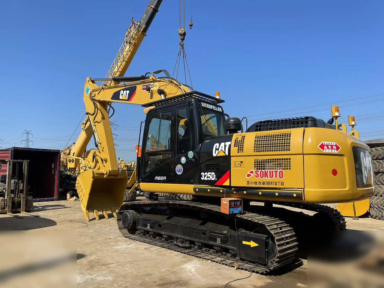 CATERPILLAR 325DL - Kāpurķēžu ekskavators: foto 2 CATERPILLAR 325DL - Kāpurķēžu ekskavators: foto 2
