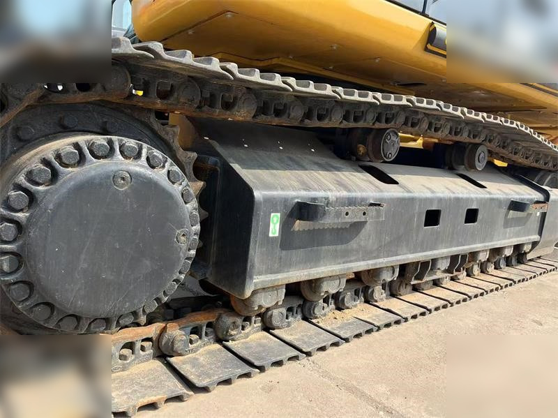 CATERPILLAR 330D - Kāpurķēžu ekskavators: foto 4 CATERPILLAR 330D - Kāpurķēžu ekskavators: foto 4