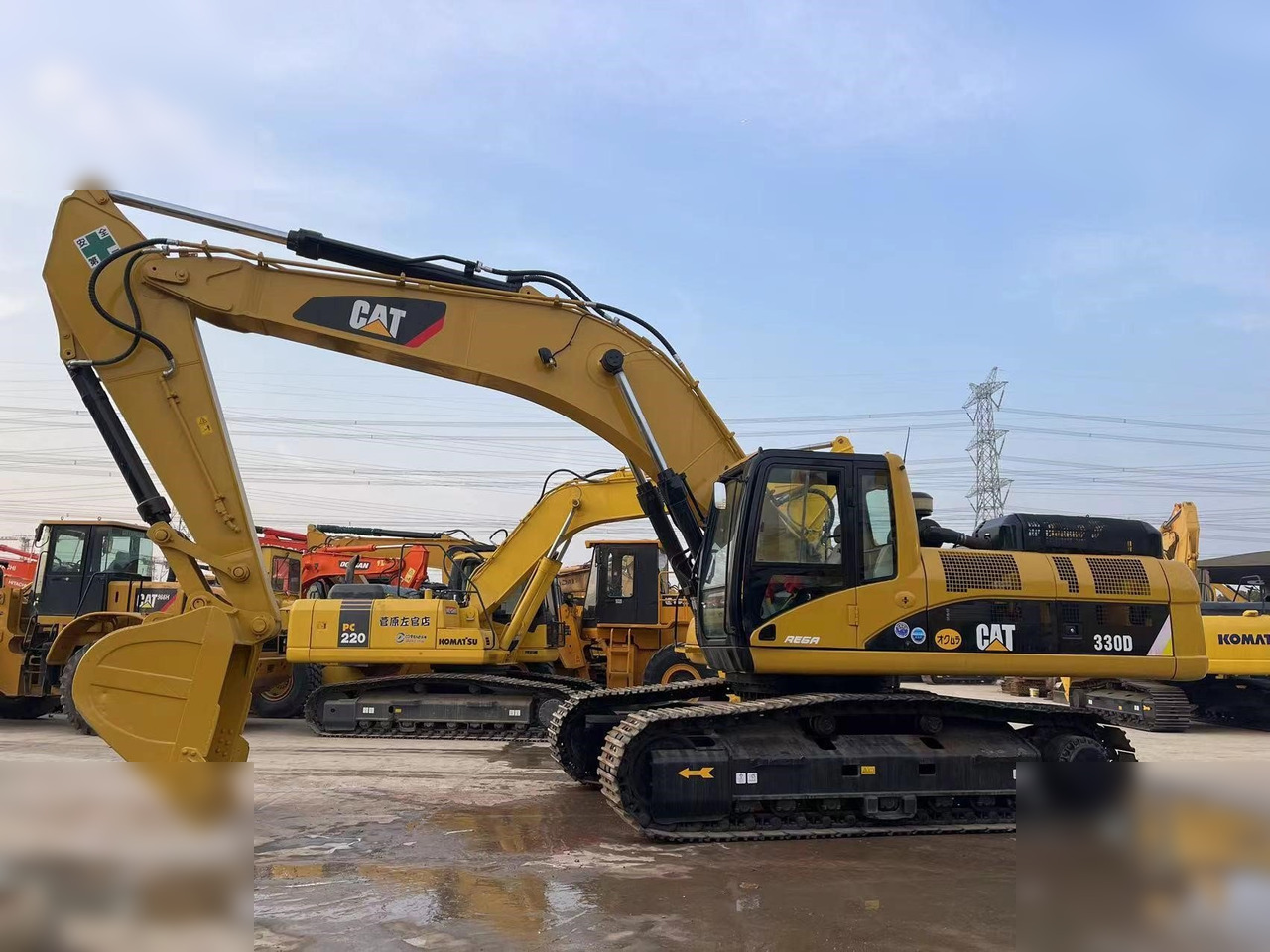 CATERPILLAR 330D - Kāpurķēžu ekskavators: foto 2 CATERPILLAR 330D - Kāpurķēžu ekskavators: foto 2