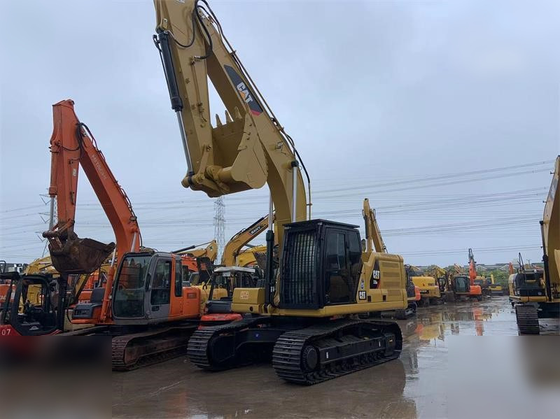 CATERPILLAR 330GC - Kāpurķēžu ekskavators: foto 5 CATERPILLAR 330GC - Kāpurķēžu ekskavators: foto 5