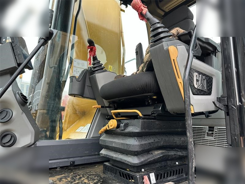 CATERPILLAR 330GC - Kāpurķēžu ekskavators: foto 5 CATERPILLAR 330GC - Kāpurķēžu ekskavators: foto 5