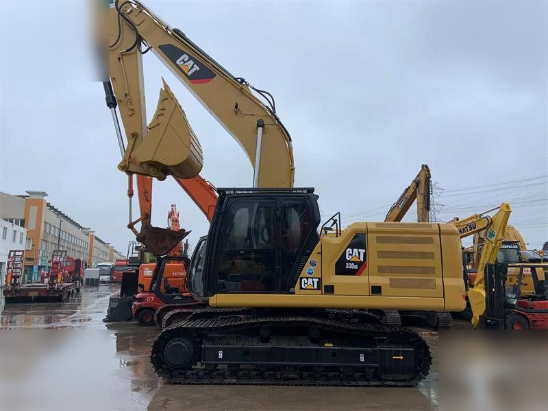 CATERPILLAR 330GC - Kāpurķēžu ekskavators: foto 1 CATERPILLAR 330GC - Kāpurķēžu ekskavators: foto 1