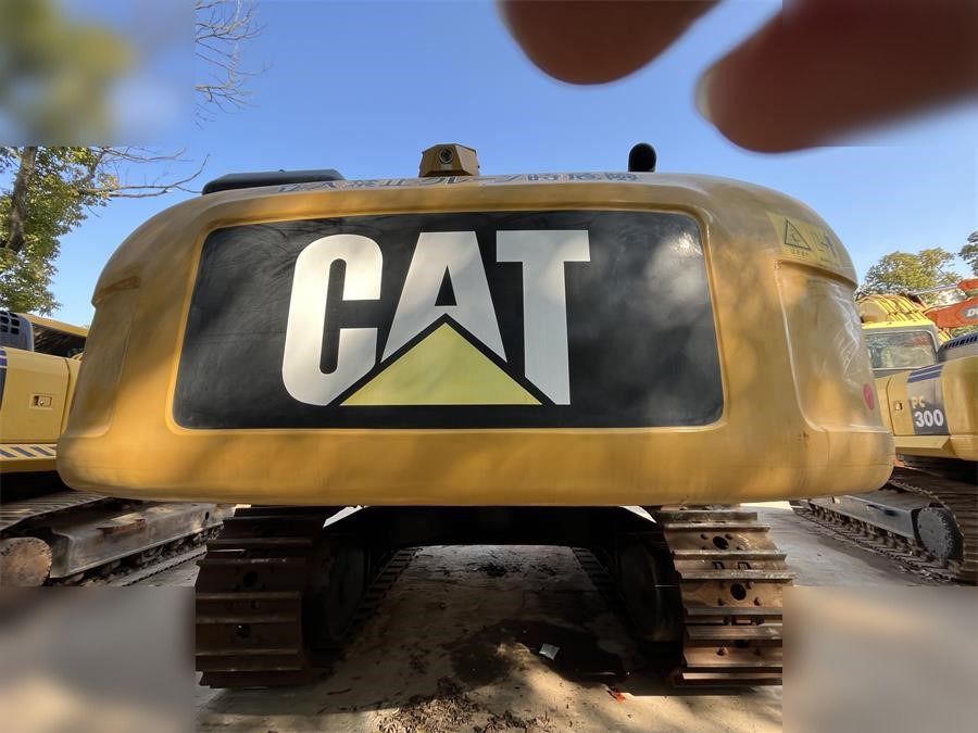 CATERPILLAR 336D2 - Kāpurķēžu ekskavators: foto 2 CATERPILLAR 336D2 - Kāpurķēžu ekskavators: foto 2