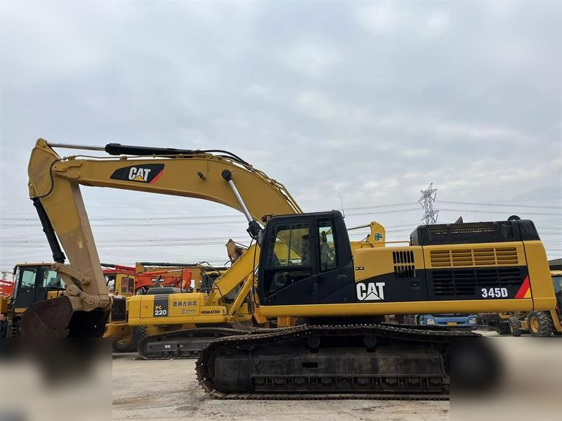 CATERPILLAR 345D - Kāpurķēžu ekskavators: foto 1 CATERPILLAR 345D - Kāpurķēžu ekskavators: foto 1