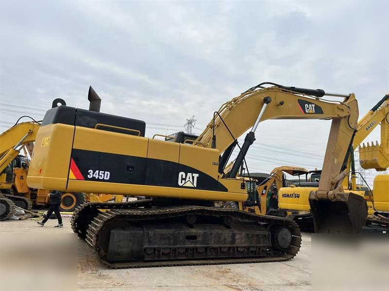 CATERPILLAR 345D - Kāpurķēžu ekskavators: foto 2 CATERPILLAR 345D - Kāpurķēžu ekskavators: foto 2
