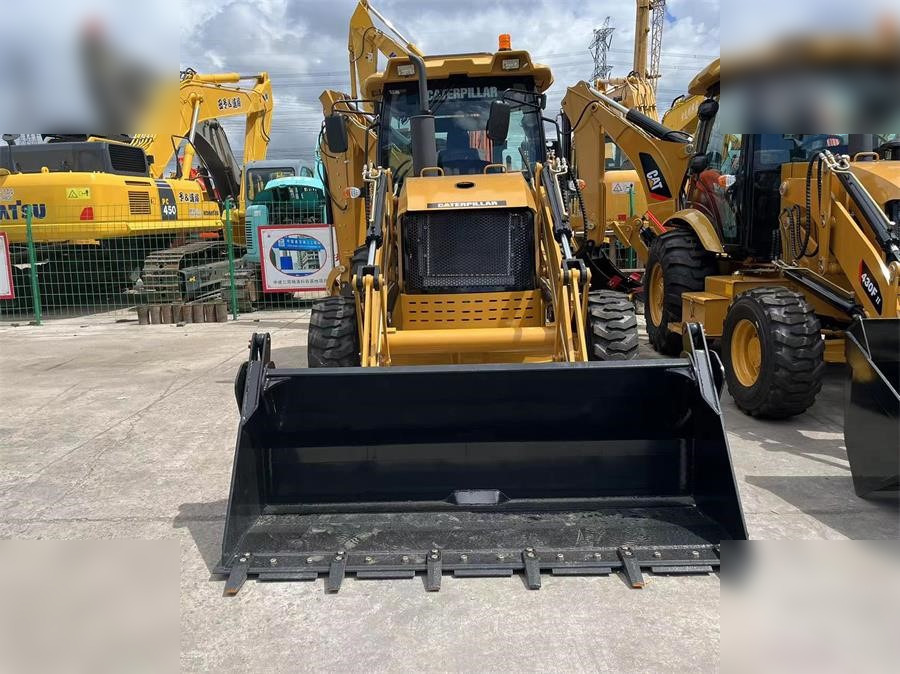 CATERPILLAR 430F - Ekskavators-iekrāvējs: foto 3 CATERPILLAR 430F - Ekskavators-iekrāvējs: foto 3