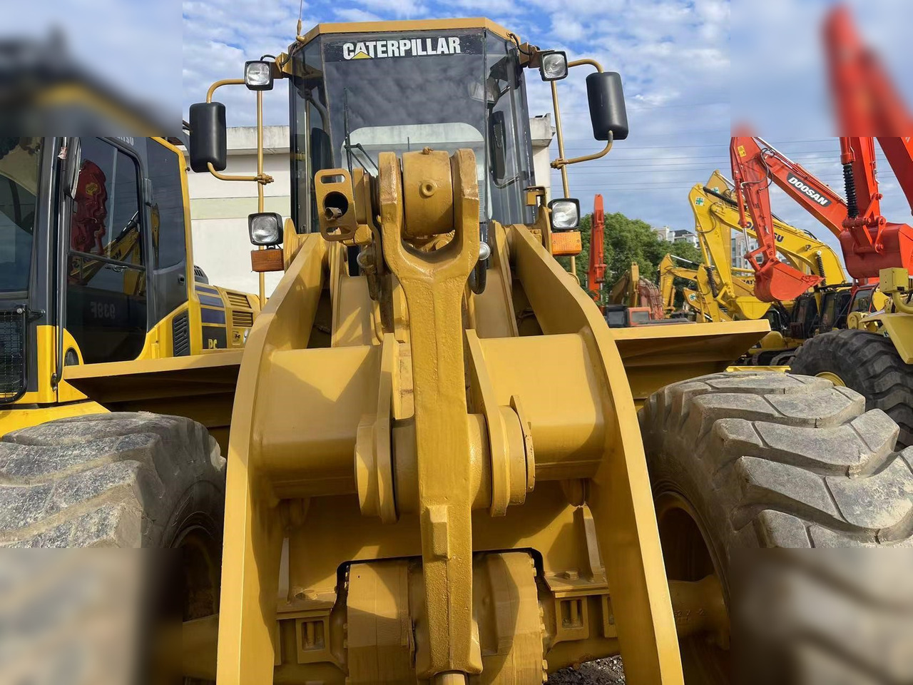 CATERPILLAR 938F - Riteņu iekrāvējs: foto 5 CATERPILLAR 938F - Riteņu iekrāvējs: foto 5