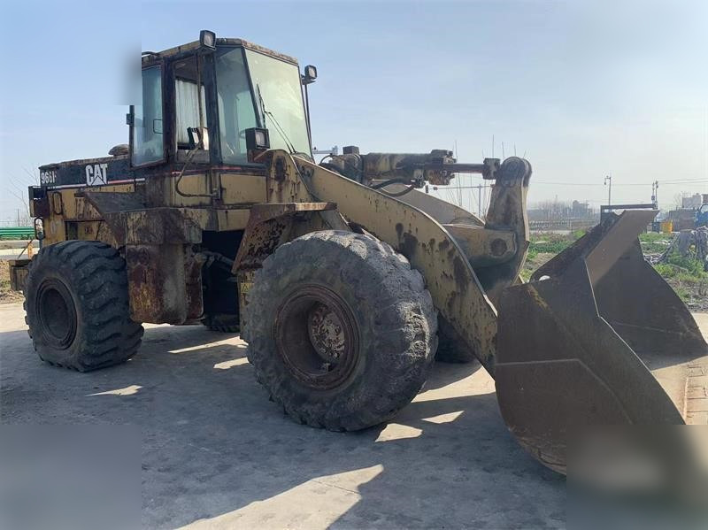 CATERPILLAR 966F - Riteņu iekrāvējs: foto 3 CATERPILLAR 966F - Riteņu iekrāvējs: foto 3