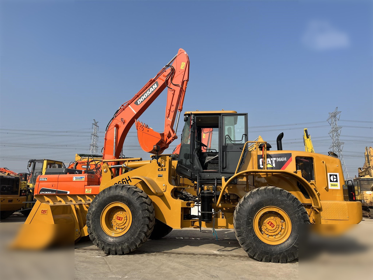 CATERPILLAR 966H - Riteņu iekrāvējs: foto 1 CATERPILLAR 966H - Riteņu iekrāvējs: foto 1