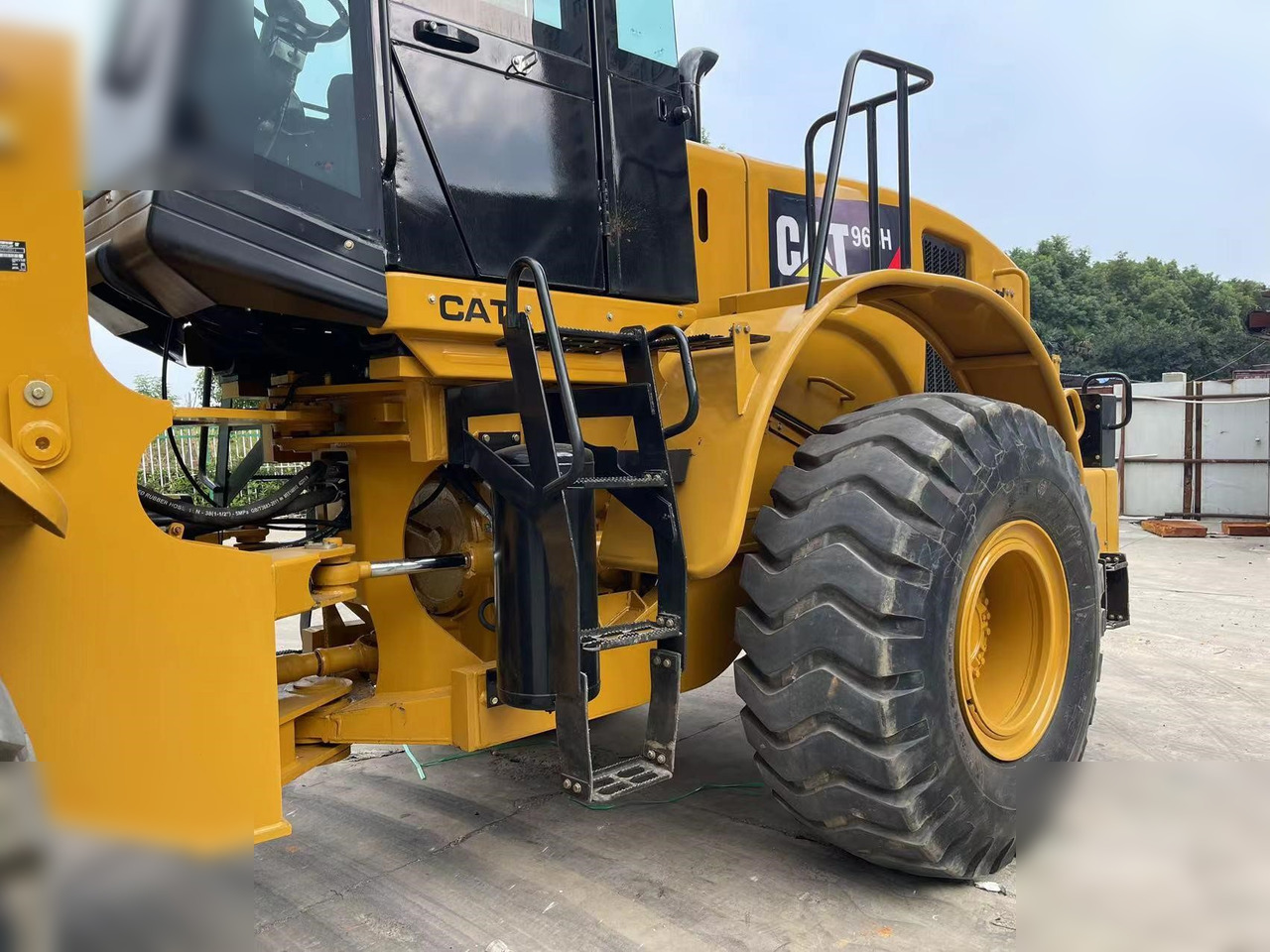 CATERPILLAR 966H - Riteņu iekrāvējs: foto 5 CATERPILLAR 966H - Riteņu iekrāvējs: foto 5