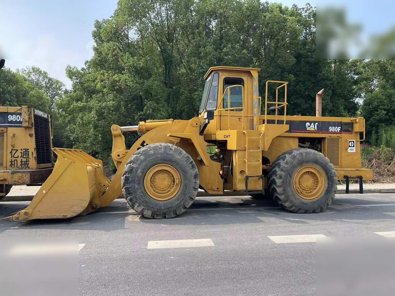 CATERPILLAR 980F - Riteņu iekrāvējs: foto 1 CATERPILLAR 980F - Riteņu iekrāvējs: foto 1