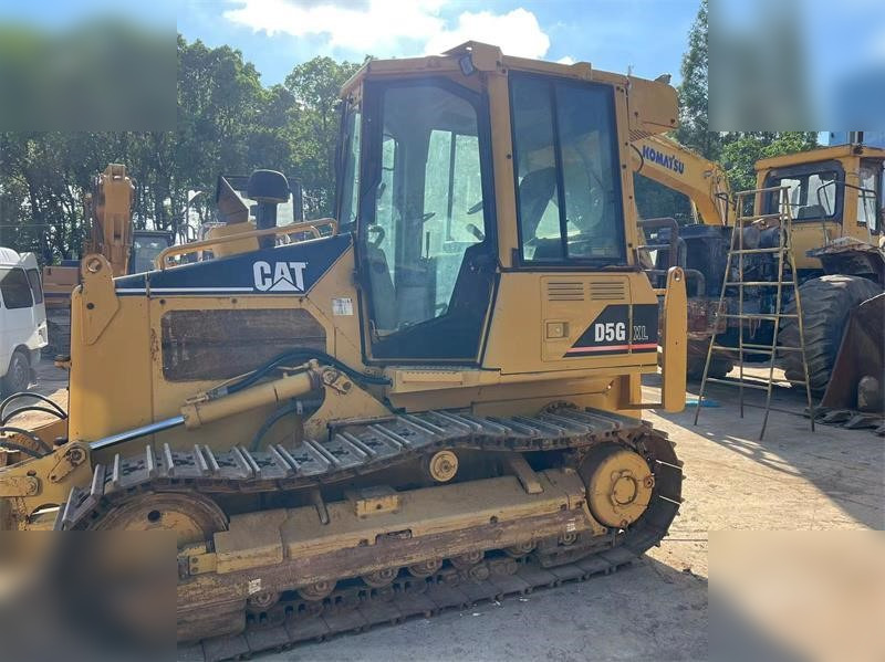 CATERPILLAR D5G XL - Buldozers: foto 4 CATERPILLAR D5G XL - Buldozers: foto 4