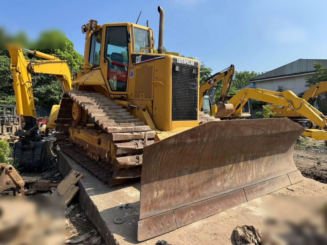 CATERPILLAR D5N - Buldozers: foto 5 CATERPILLAR D5N - Buldozers: foto 5