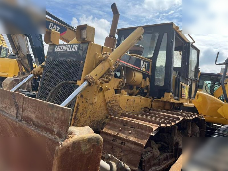 CATERPILLAR D6G - Buldozers: foto 5 CATERPILLAR D6G - Buldozers: foto 5