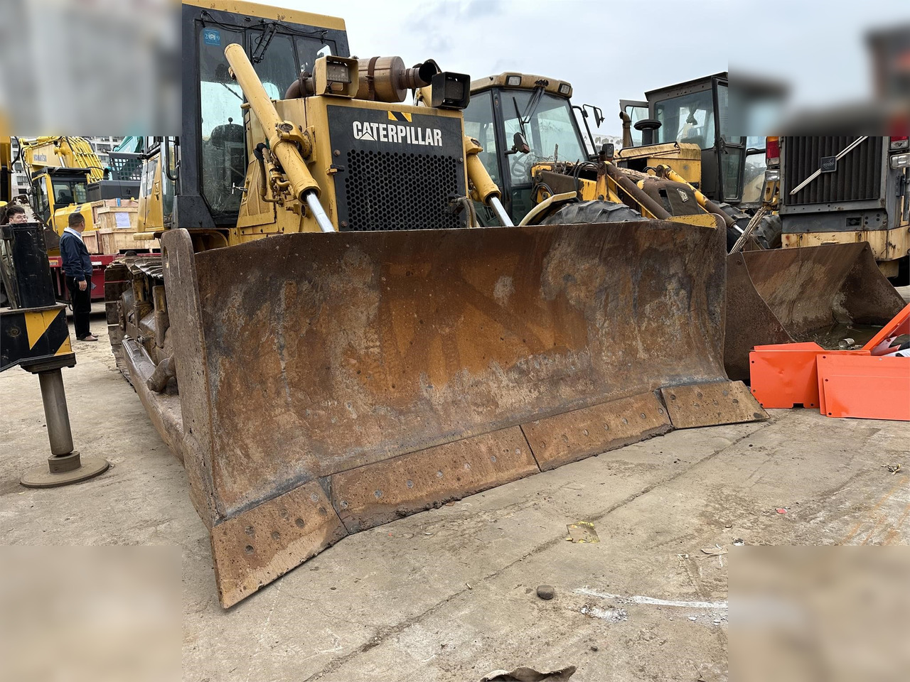 CATERPILLAR D6G2 XL - Buldozers: foto 3 CATERPILLAR D6G2 XL - Buldozers: foto 3